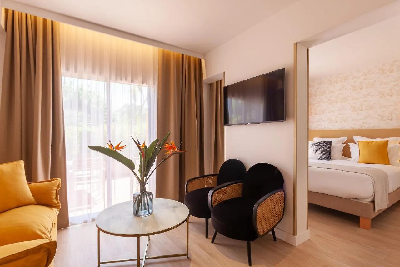****  Hotel La Piscine Le Lavandou France