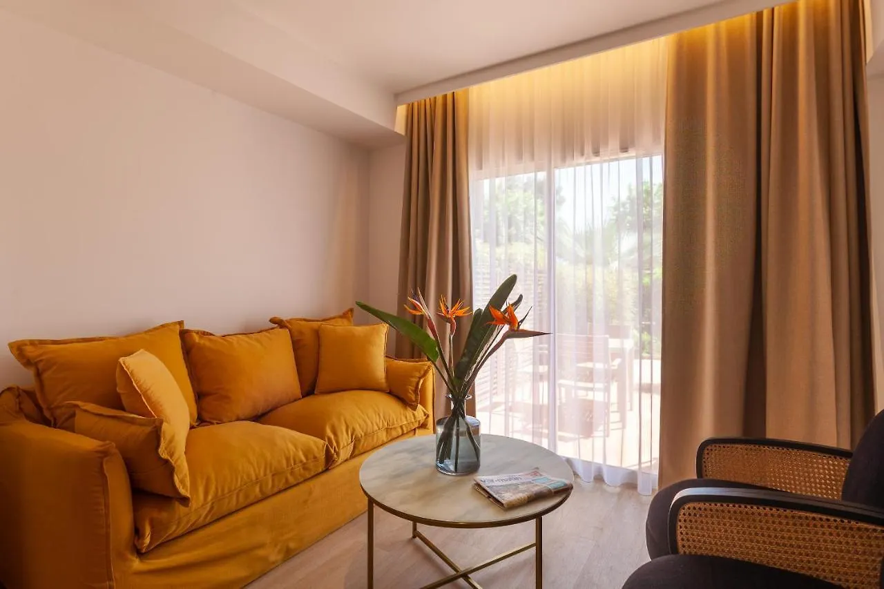 ****  Hotel La Piscine Le Lavandou France