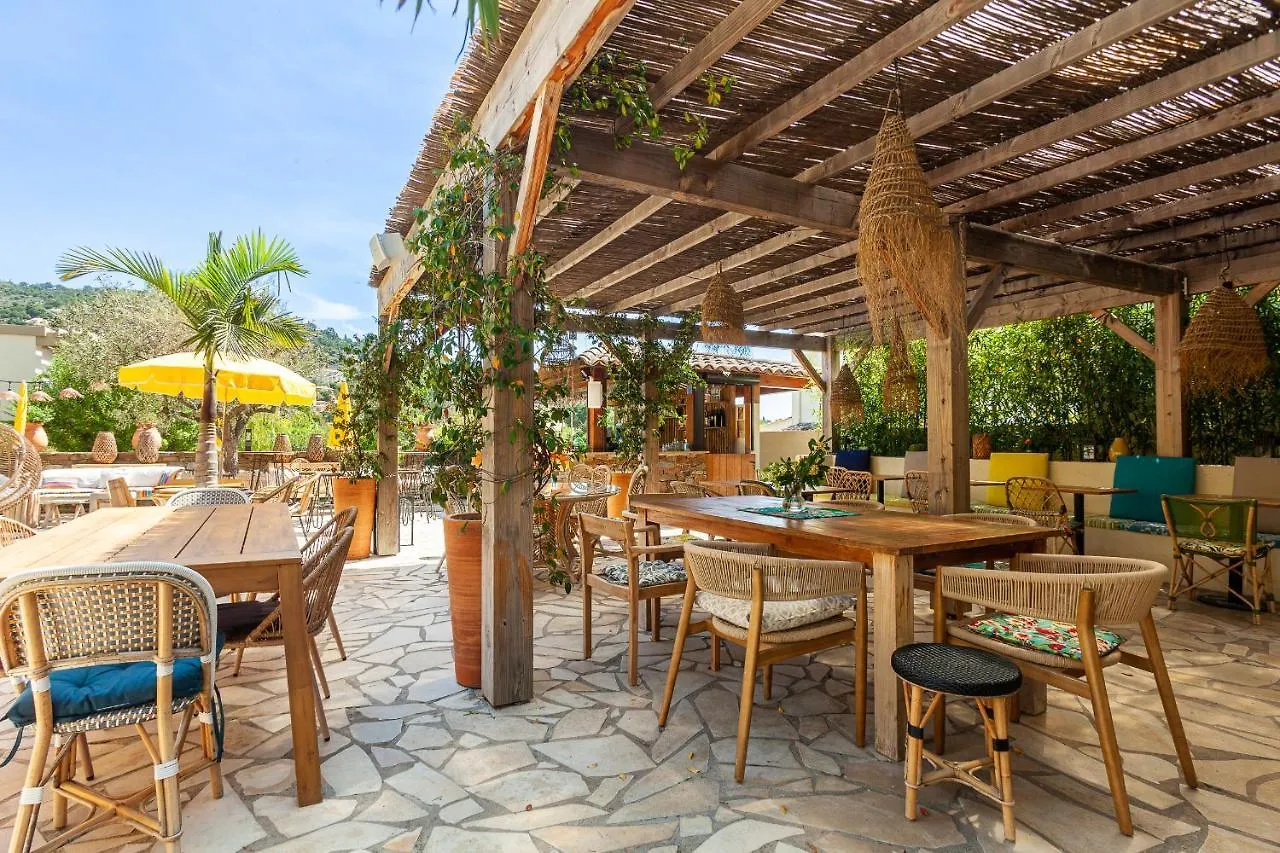 ****  Hotel La Piscine Le Lavandou France