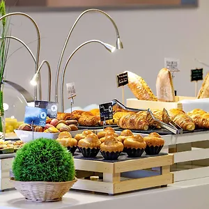 **** Hotel Mercure Vaugirard Porte De Versailles France
