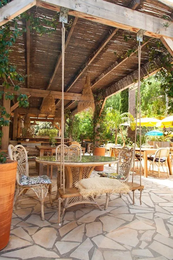 Hotel La Piscine Le Lavandou