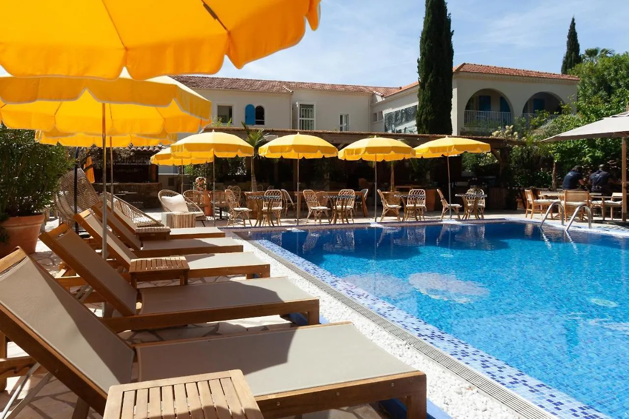Hotel La Piscine Le Lavandou