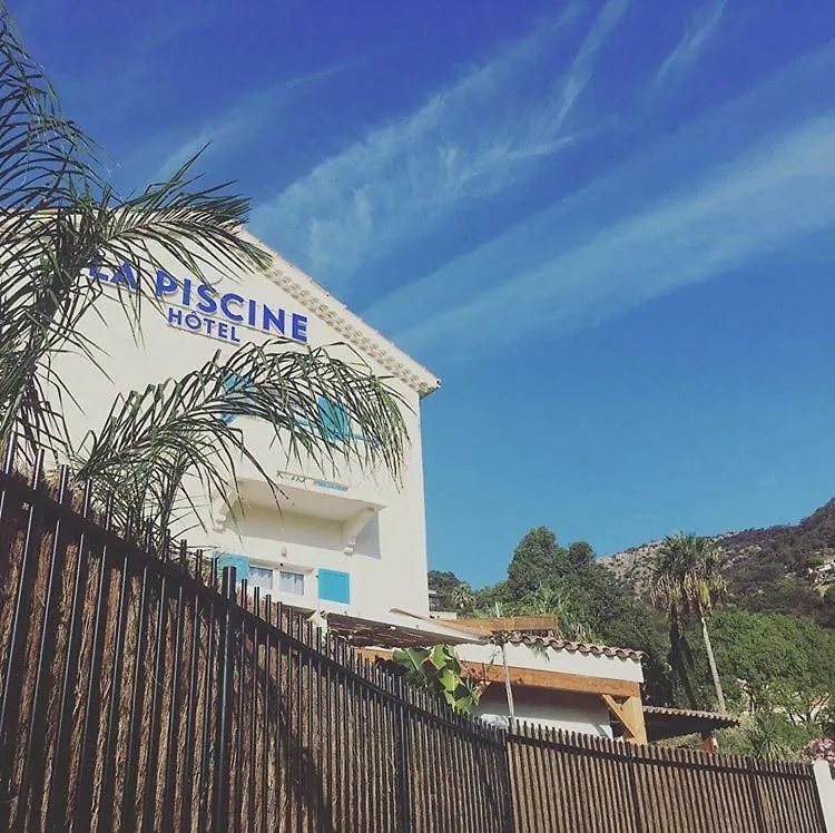 Hotel La Piscine Le Lavandou Francie